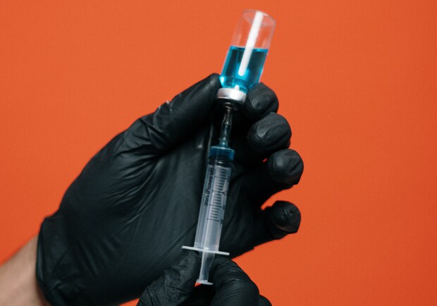 Какие побочные эфекты от вакцины против COVID-19. Фото: pixabay