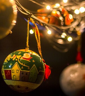 Скандал на фабрике елочных игрушек: что произошло