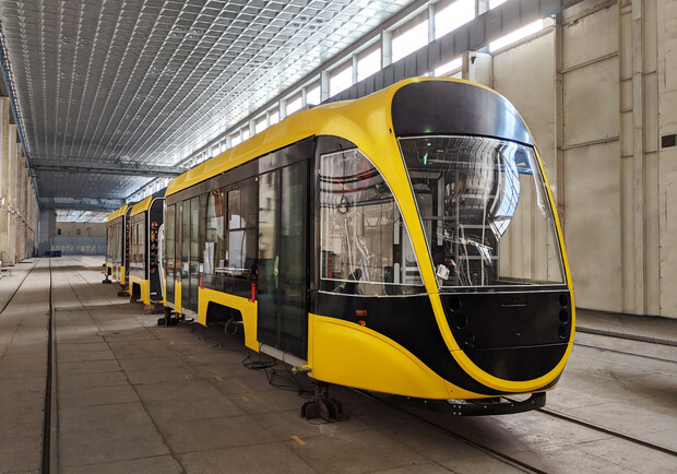В Днепре производят современные трамваи / фото: Татра-Юг