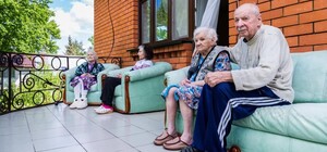 В течение месяца: все частные пансионаты для пенсионеров и центры реабилитации внесут в реестр
