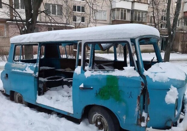 Смерть дворника-индийца на Борщагоке: тело погибшего привезли в Индию