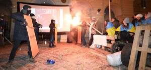 Фото, відео: львівські студенти відтворили події Революції Гідності