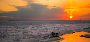 Какая красота: над морем в Бердянске заметили солнечный столб