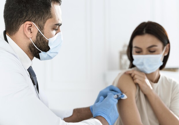Сколько доз вакцины от COVID-19 получит Днепропетровская область - фото: freepik