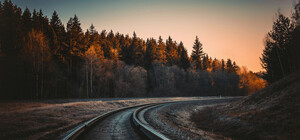 Будут ездить в объезд: запорожские железнодорожники проложили временные рельсы