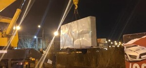 Так-то лучше: в Запорожье демонтировали рекламные щиты