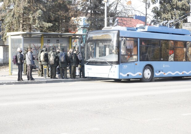 Будут ли действовать льготы на проезд для школьников на каникулах - фото: dniprorada.gov.ua