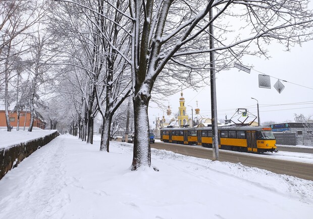 Днепр накрыло снегом - фото: fb Дмитрий Мелешко
