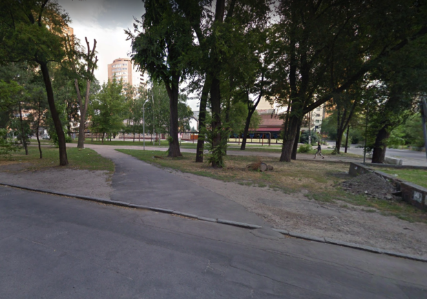 Скалодром, скейтпарк и фонтан: в Днепре реконструируют площадь Успенскую - фото GoogleMaps