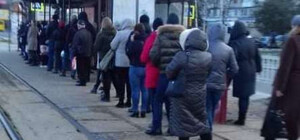 За чим стоять: у Львові утворились довжелезні черги