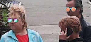 Сидел рядом и ждал: в Одессе посреди ночи заметили пьяную мать с шестилетним сыном 