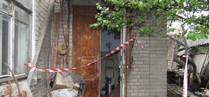 Зарезал ножом и добил палкой: в Запорожье парень убил 90-летнего из-за металла