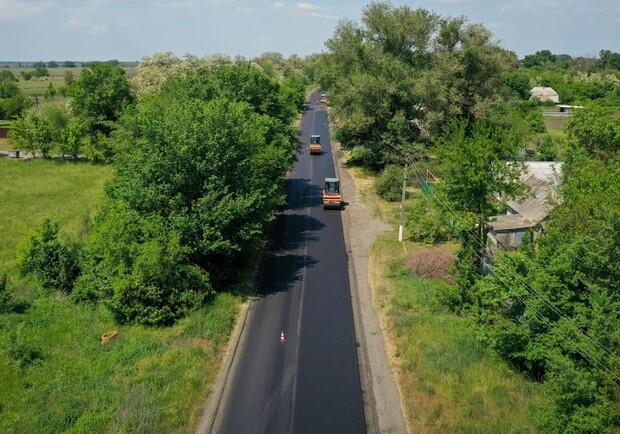 В Днепропетровской области ремонтируют важную дорогу - фото: adm.dp.gov.ua