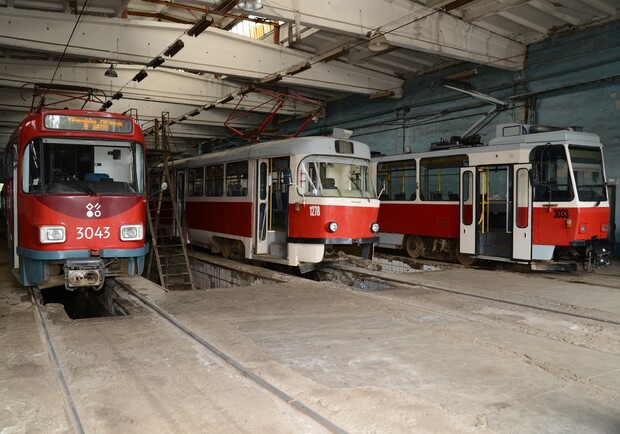 В Днепре общественный транспорт страдает от рук вандалов - фото: dniprorada.gov.ua