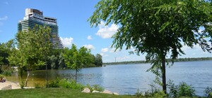 С лежаками и детской площадкой: новая зона отдыха в Днепре будет платной