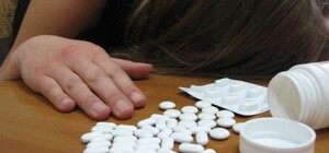 Увидела в интернете и повторила: в Днепре 15-летняя девочка попала в больницу с отравлением