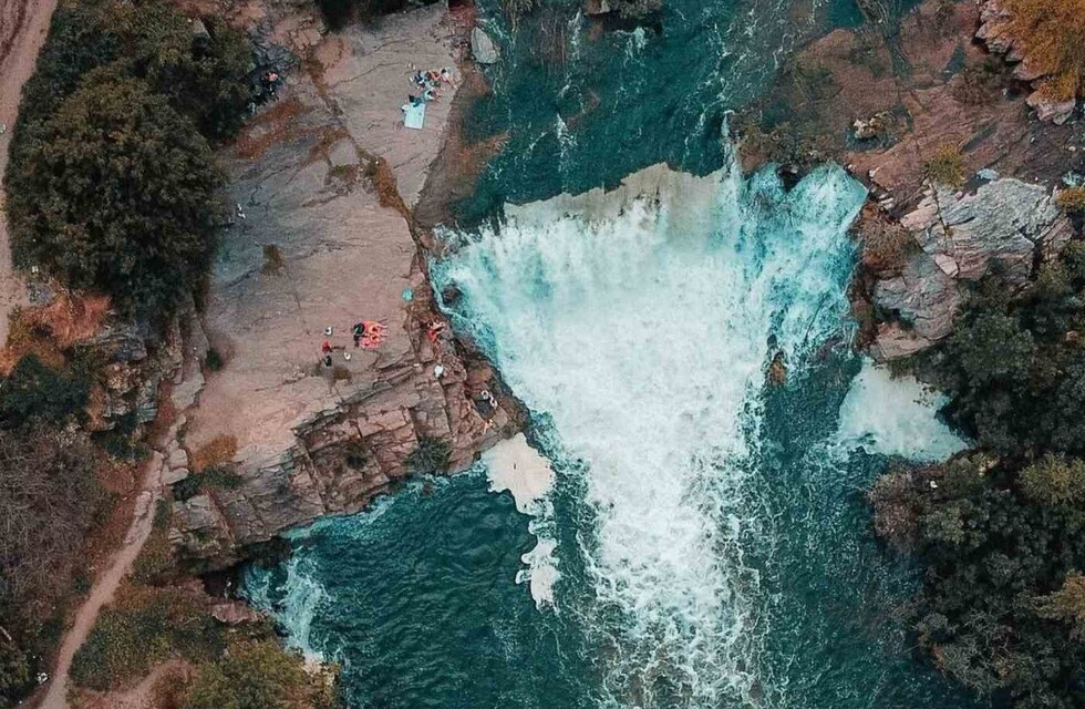 Водопад "Белые камни" в Кривом Роге - фото: inst sunkissed_ukraine