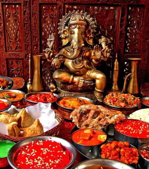 Карри, панир и самоса: 10 лучших ресторанов с индийской кухней в Киеве