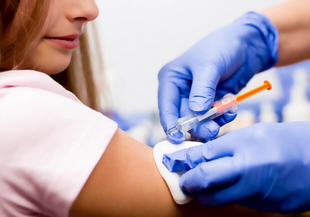 В Украине начался 5-й этап COVID-вакцинации: кому будут делать прививки - фото: medgis