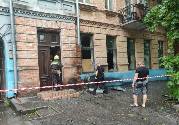 Взрыв в центре Днепра: появились новые подробности - фото: ГУНП