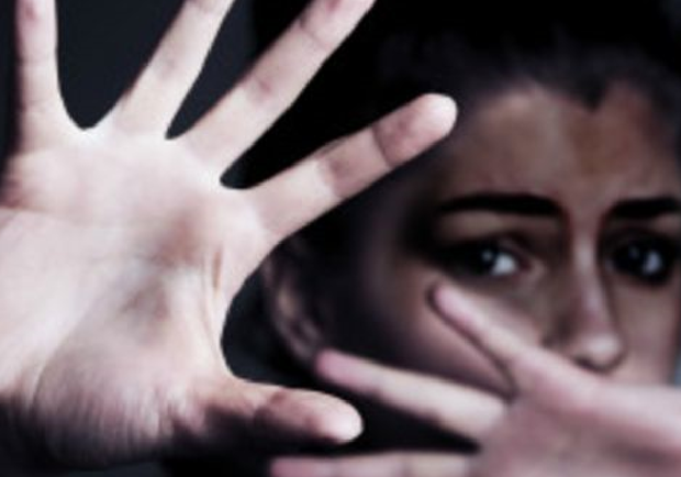 В Днепре мужчина пытался изнасиловать 20-летнюю девушку  - фото: bbc.com