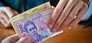 По 2 000 гривен на школьника: кому к 1 сентября выделят материальную помощь