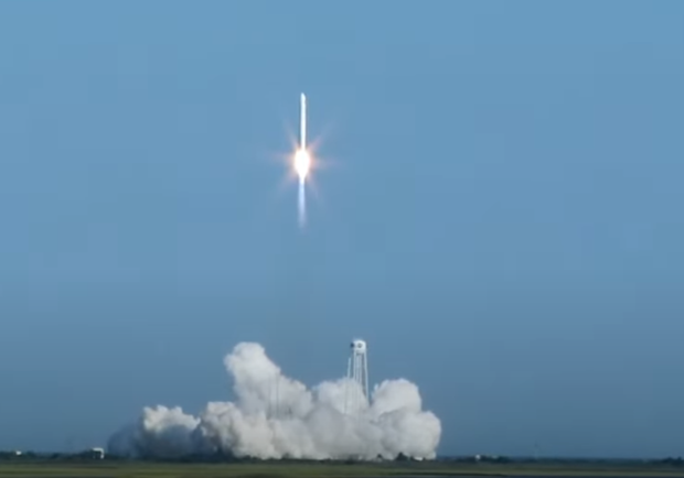 В США запустили ракету, часть которой сделали в Днепре - фото: youtube NASA