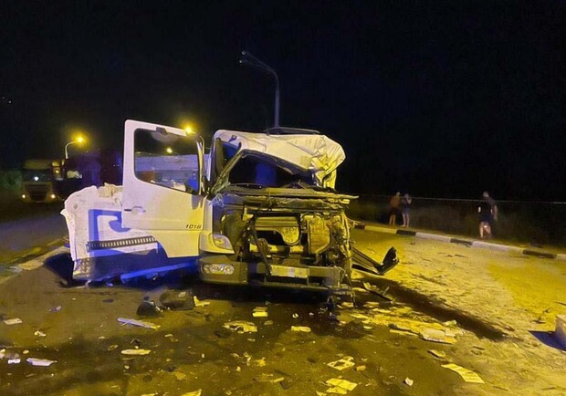 Смертельное ДТП с фурами на Полтавском шоссе: в полиции сообщили подробности - фото: ГУ НП