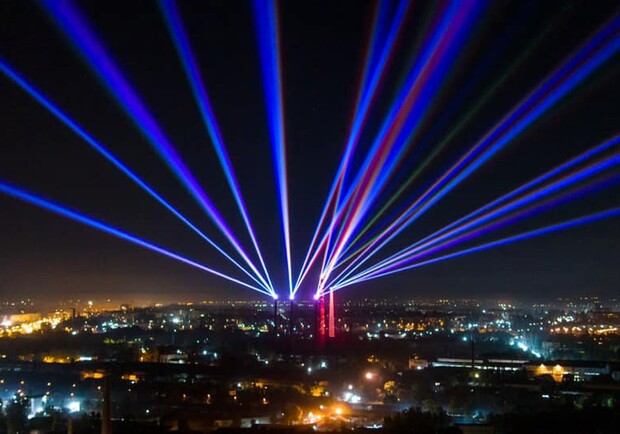 Очень красиво: на День города в Днепре будет световое шоу (фото) - фото fb Николай Каблука