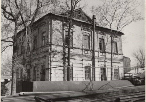 Минус один: в центре Днепра снесли исторический дом - фото: fb Yevhenii Urban