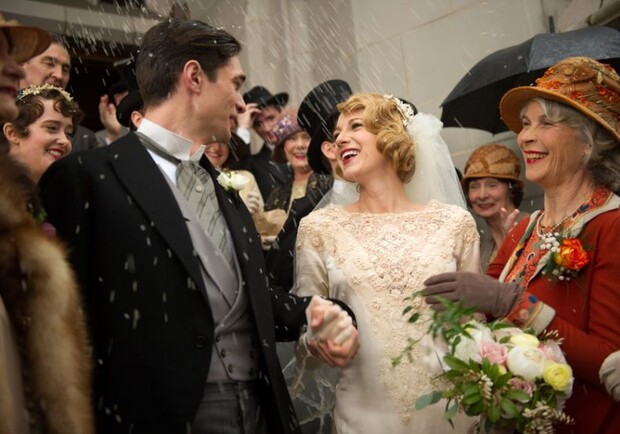 Свадебный бум: днепряне начали массово жениться - фото: фильм "Век Адалин"