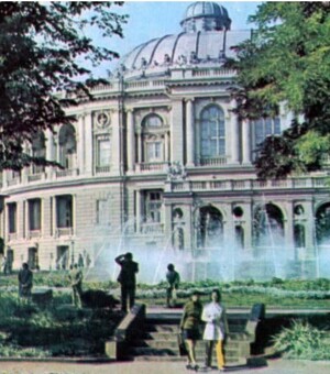 Сравниваем старые и современные фото: как изменилась Одесса за последние 50-70 лет 