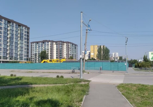 Филатов рассказал, что строят напротив бывшего "Салюта" - фото: fb fb Виктор Пономаренко