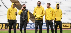 Матч УПЛ перенесли: в футбольном клубе 