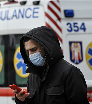 Получи ответ: куда звонить, если скорая не приезжает, а вам плохо