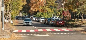 Не гоняйте: где в Днепре появились новые приподнятые переходы