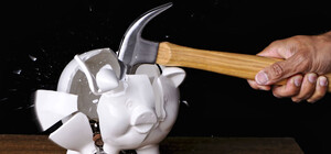 Бий скарбничку: де у Львівській області найбільше боргують зарплати