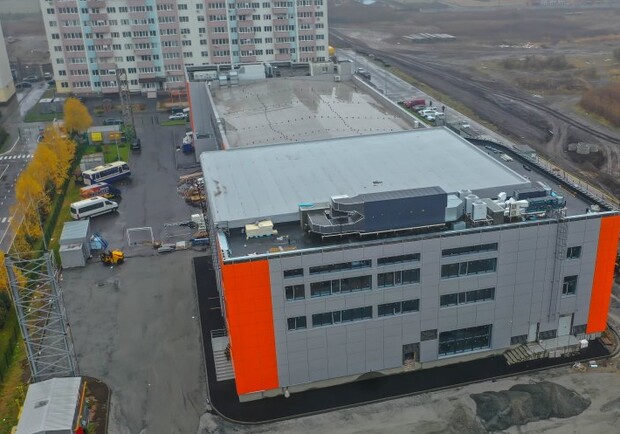 Готовятся к сдаче: в Слобожанском заканчивают строить "с нуля" бассейн - фото adm.dp.gov.ua