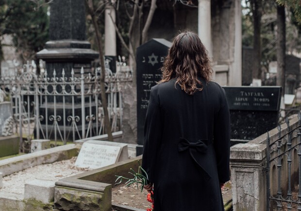 В Днепре вскоре исчезнут кладбища - фото: Arina Krasnikova / Pexels