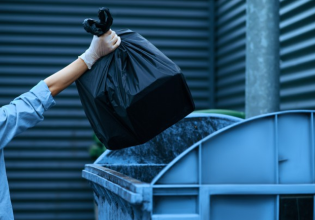 В Днепре подорожает вывоз мусора: когда и насколько 