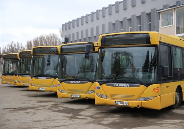 На какие маршруты в Днепре выйдут новые большие автобусы - 