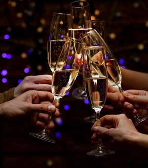 Адреса и цены: 10 мест, где отметить Новый год-2022 и провести корпоратив в Днепре