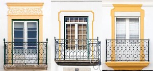 В Киеве появилась услуга по бесплатному демонтажу царь-балконов