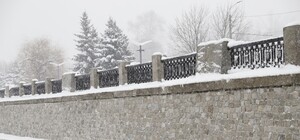 В Днепре восстановили участок набережной, который обвалился после дождей