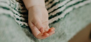 На Днепропетровщине из-за ожогов умер 4-летний малыш