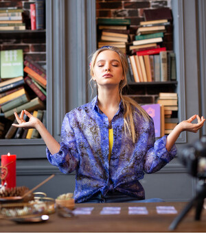 На суженого, на судьбу и не только: как гадать на Крещение-2022