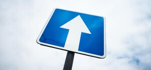 На одной из улиц в Киевском районе ввели одностороннее движение по будням