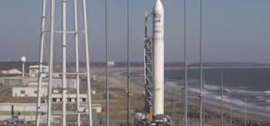 Запустили ракету 