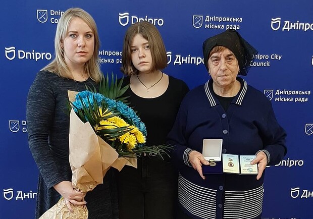 В Днепре назначили материальную помощь дочери погибшей Веры Лебединец - 