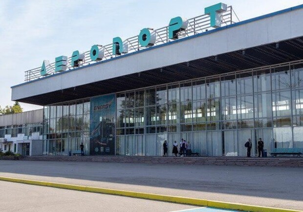 Авиаудар по аэропорту Днепра: прокуратура приступила к расследованию - 